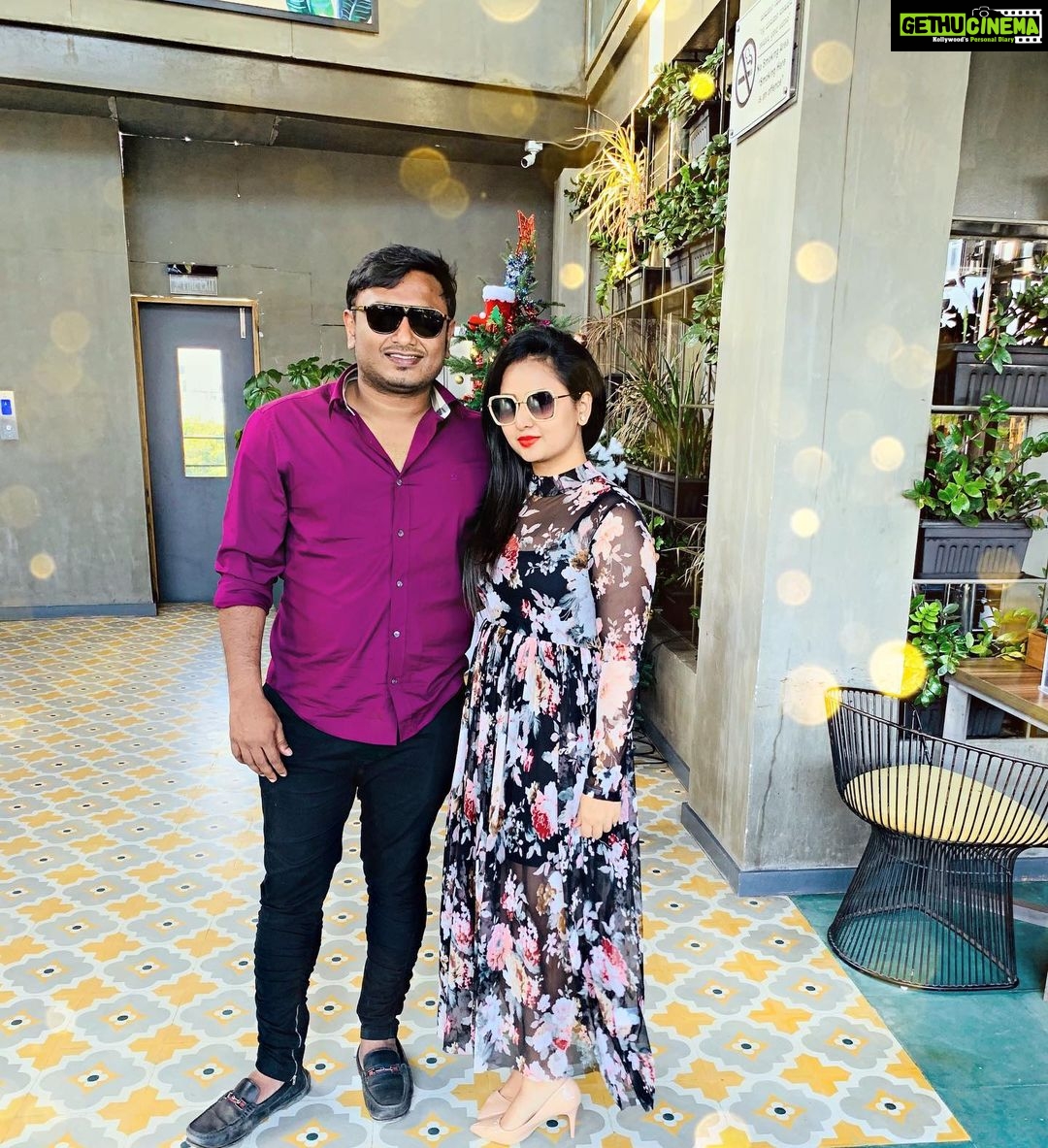 Amulya Instagram - “You are worth melting for.” All I want this Christmas is you @jagdish_rc ❤️