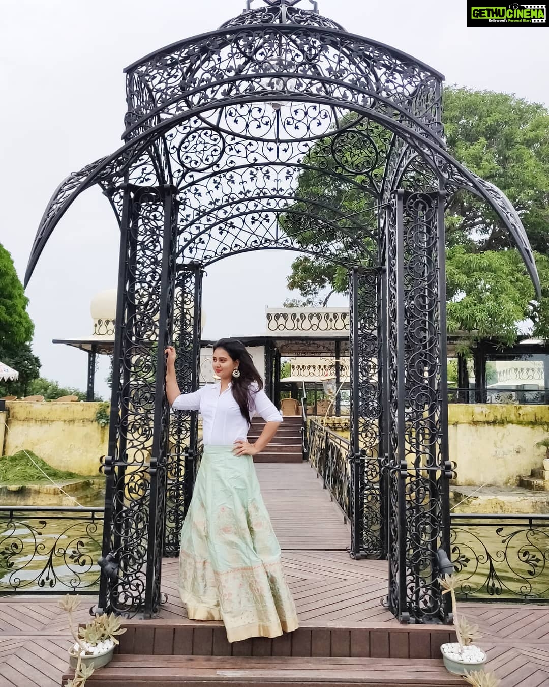 Amulya Instagram - I love the feeling of fresh air on my face & wind blowing through my hair ♥️ Designer- @shruthi2385