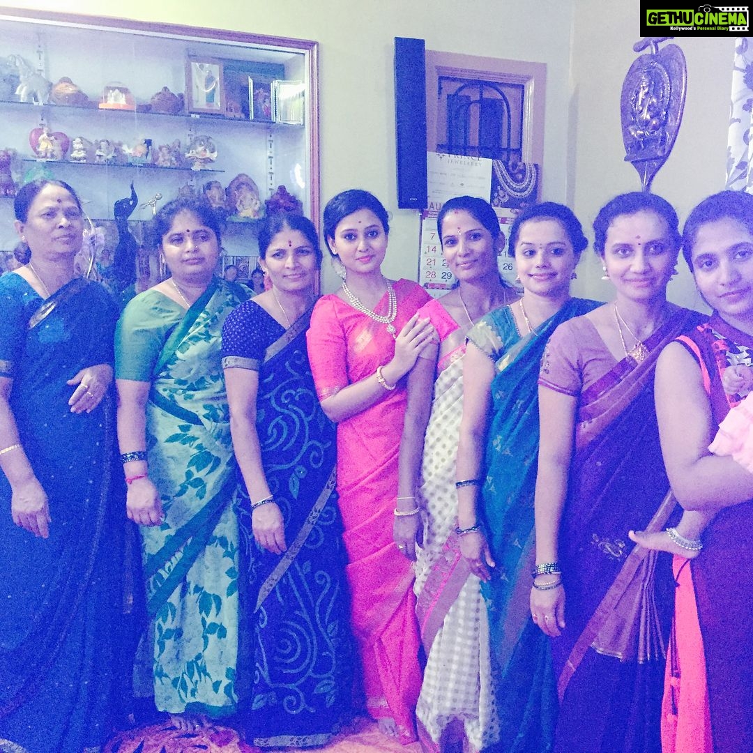 Amulya Instagram - Happy Mother’s Day maa...u have been vit me thru my ups n downs...who sees my eyes n tell everything...u all are my weakness...these strong women’s have made who I am today ...the amount of care n love u all give me is priceless...#mylifelines ❤️
