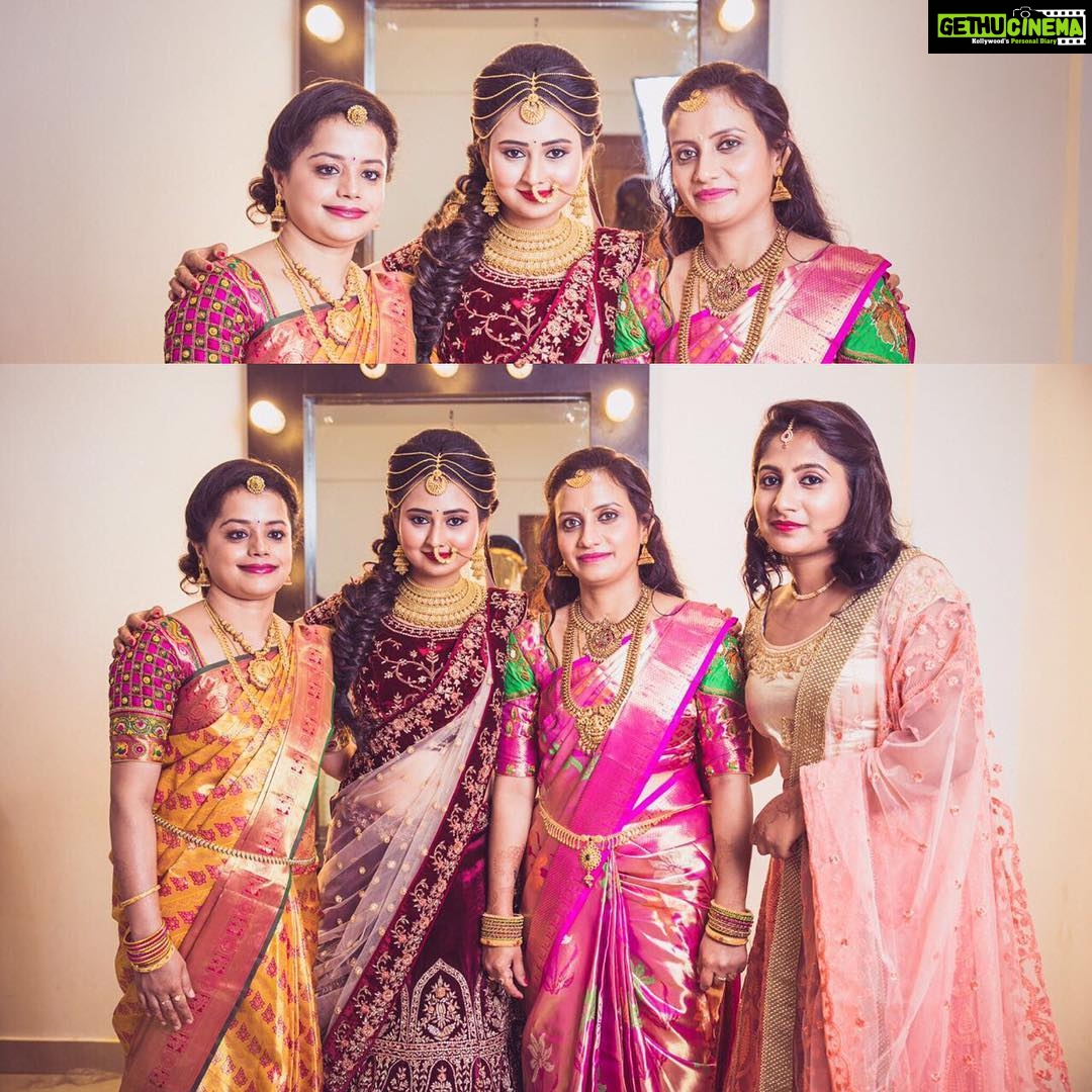 Amulya Instagram - Happy bday Athige @smithachintu ... may god bless you vit all happiness ...😍🎂💐
