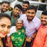 Amulya Instagram - Saalu maradha thimmakka avara nimma haddi Yali navu ...nimma support Namma mele hege irali ... 😊