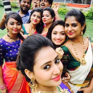 Amulya Instagram - #rawshutter #photobomb #selfie ❤️