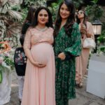 Amulya Instagram - My favourite candids ♥️ #forever @divyaspandana @iamradhikapandit @iamhariprriya @sunayanasuresh @priyanka_upendra @bharathi_vishnuvardhan @shruthi__krishnaa @sudharanigovardhan @malavikaavinash @ashika_rangnath @prajnas_official