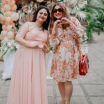 Amulya Instagram - My favourite candids ♥️ #forever @divyaspandana @iamradhikapandit @iamhariprriya @sunayanasuresh @priyanka_upendra @bharathi_vishnuvardhan @shruthi__krishnaa @sudharanigovardhan @malavikaavinash @ashika_rangnath @prajnas_official