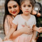 Amulya Instagram - My favourite candids ♥️ #forever @divyaspandana @iamradhikapandit @iamhariprriya @sunayanasuresh @priyanka_upendra @bharathi_vishnuvardhan @shruthi__krishnaa @sudharanigovardhan @malavikaavinash @ashika_rangnath @prajnas_official
