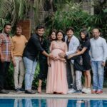 Amulya Instagram - Love , love and love was the only vibe I felt ... #myfavoritefamily #myindustry ♥️♥️♥️ P.C - @deepak_vijay_photography Designer - @chandangowda_official Decor - @sowmyaguddi Hamper - @__revera__