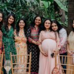 Amulya Instagram - Love , love and love was the only vibe I felt ... #myfavoritefamily #myindustry ♥️♥️♥️ P.C - @deepak_vijay_photography Designer - @chandangowda_official Decor - @sowmyaguddi Hamper - @__revera__