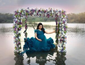 Amulya Instagram - Beautiful maternity shoot of @nimmaamulya with @jagdishrchandra 
.
.
.
Gown: @tinyyawnsphotography 
Event decor : @events_by_akhila