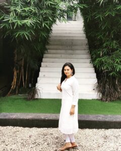 Amulya Instagram - ನನ್ನ ಪ್ರೀತಿಯ ಅಭಿಮಾನಿಗಳೇ,ನಿಮ್ಮಲ್ಲೊಂದು ಮನವಿ. ನಿಮಗೆಲ್ಲಾ ತಿಳಿದಿರುವ ಹಾಗೆ ನಾಳೆ ನನ್ನ ಜನ್ಮದಿನ. ಪ್ರತಿವರ್ಷ ದೂರದೂರುಗಳಿಂದ ಬಂದು ನನ್ನನ್ನು ನೀವು ಹರಸುತ್ತೀರಾ,ಶುಭಾಶಯಗಳನ್ನು ತಿಳಿಸುತ್ತೀರಾ. ನಿಮ್ಮ ಪ್ರೀತಿ,ಅಭಿಮಾನವನ್ನು ಕಂಡು ನಾನು ಮೂಕವಿಸ್ಮಿತಳಾಗಿದ್ದೇನೆ. ಆದರೆ ಈ ಬಾರಿ ಕಾರಣಾಂತರಗಳಿಂದ ನಾನು ಮನೆಯಲ್ಲಿ ಇರುವುದಿಲ್ಲ.ಹೀಗಾಗಿ ನೀವಿರುವ ಸ್ಥಳದಿಂದಲೇ ನನಗೆ ಶುಭ ಹಾರೈಸಿ ಎಂಬ ಕೋರಿಕೆ ನನ್ನದು. ನಿಮ್ಮ ಪ್ರೀತಿ, ವಿಶ್ವಾಸ ಸದಾ ಇರಲಿ, ನಿಮ್ಮ ಪ್ರೀತಿಯ ಅಮೂಲ್ಯ ಜಗದೀಶ್