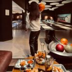 Amy Jackson Instagram - A lil bitta this a lil bitta thattttt #EASTSIDE Pan Pacific London