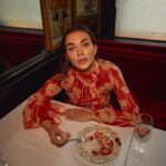 Amy Jackson Instagram - ville de l'amour Paris, France