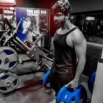 Amzath Khan Instagram – This lockdown is really getting on our nerves.  Gyms closed for the 5th month 😷 wtf 

Have to keep ourself motivated , somehow , anyhow 😤

#gym #gymshark #gymlife #motivate #muscle #fitness #fitnessmotivation #postivevibes Chennai, India