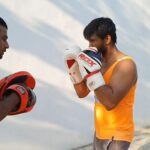 Amzath Khan Instagram - The easiest and the most fun way to stay fit and loose weight is to learn a new sport. Also to fight #corona DOUBLE TAP if u agree :) #doubletap #saturday 🥊HOOK @samuelboxer02 #weekendvibes #sports #boxingtraining #boxinglife #learn #fit #stayfit #trainingday #positivevibes Boat Club, RA Puram, Chennai