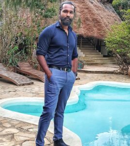 Amzath Khan Instagram - Good bye Lungi 😁 
#thankful #lifelessons #survivortamil