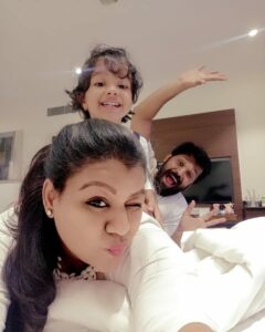Amzath Khan Instagram - #justus ❤ The Eeeeee family 😬 #zara 💃
@rasheeda.hussainkhan 😎