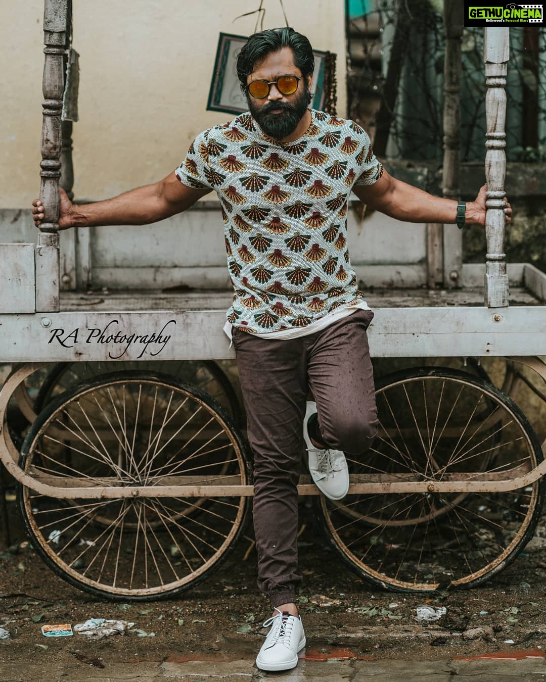Amzath Khan Instagram - #newpost #bearded #beardmen #mensfashion #streetstyle #streetfashion #chennai #streets #fashionblogger #instapicture #model #men #fashionphotography Chennai, India