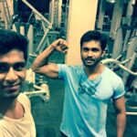 Amzath Khan Instagram – Partied so hard for Newyears so no I working out on the 1st ?? No ways , we never forget to lift iron … #noexcuses #ironaddict #fitness #newyearsofgoodhealth
