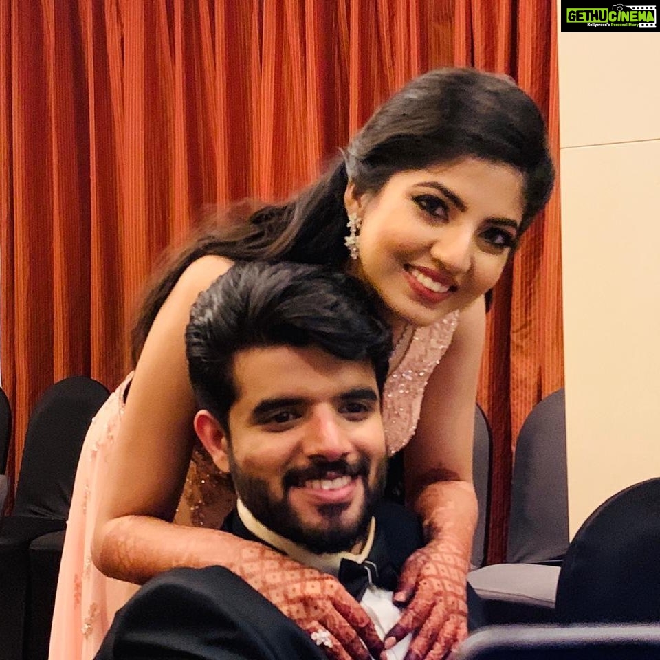 Anaswara Kumar Instagram - 3years and counting💕🥂#anniversary #onlylove Courtyard by Marriott Chennai