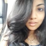 Anaswara Kumar Instagram - #wavyhairday #nofilter