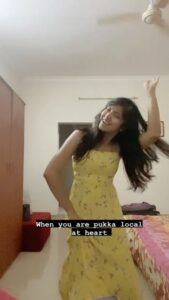 Anaswara Kumar Instagram - Watched #jagamethandhiram yet??#rakitarakitarakita  #rakitarakitasong #tamilreelssong #kollywoodactress #reelkarofeelkaro #kollywood #tamilcinema #tamilactress #dhanush