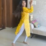 Anaswara Kumar Instagram - #mornibanke #reelsinstagram #ayushmankhurrana #dancereel #reelkarofeelkaro❤ #happydance #bollywoodsongsdailly 🤪🥳😁