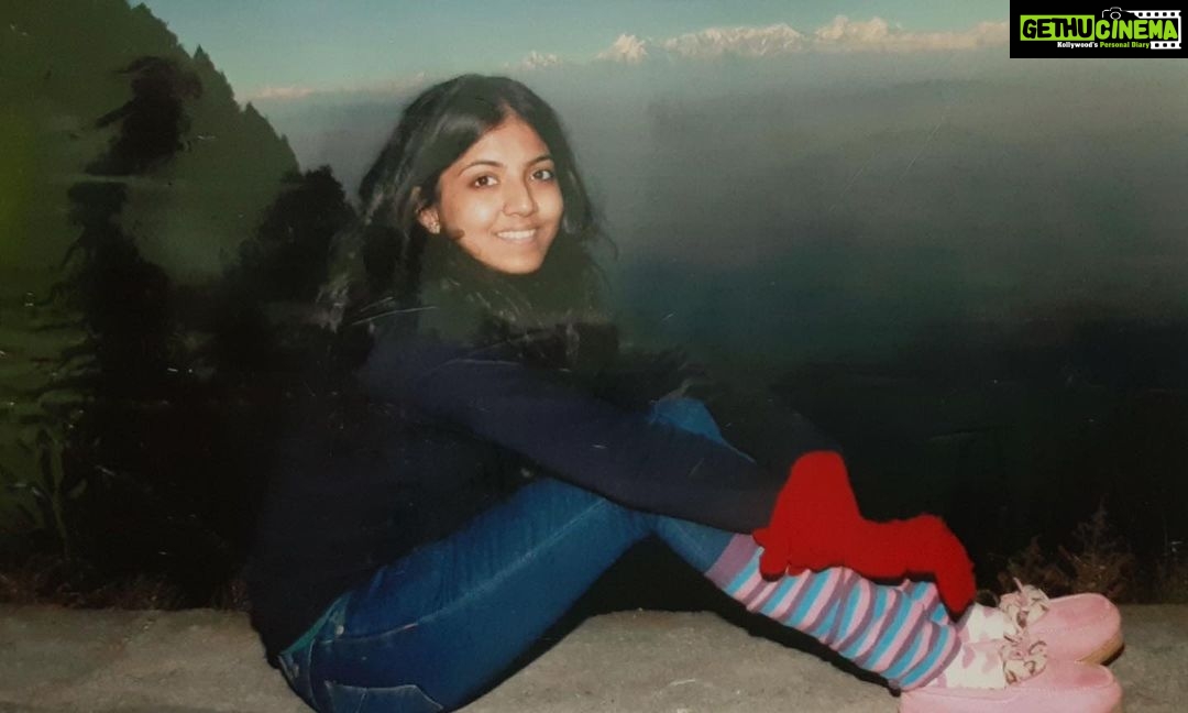 Anaswara Kumar Instagram - #throwback to #yaamirukkabayamey break days..#precovidmemories #himalaydarshanpoint🏔 #nainitallake