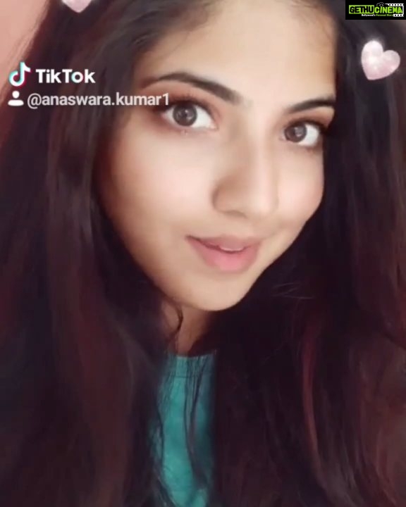 Anaswara Kumar Instagram - #badrinathkidulhania #tiktok #wheninquarantine #timepass😜
