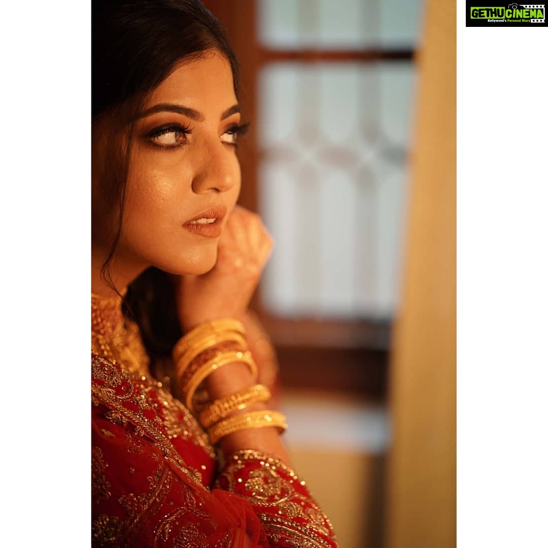 Anaswara Kumar Instagram - 📸 @shades_by_43 💄@themakeupboxx_