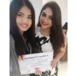 Anaswara Kumar Instagram - Had a great time at the makeup workshop today!! Thank you @glamupbyraash 😊💗
