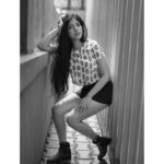 Anaswara Kumar Instagram - 📸PC : @iamsadhi . . . . . . . . . . #photography #photoshoot  #naturallight #첸나이  #사진술 #사진촬영 #blackandwhitephotography