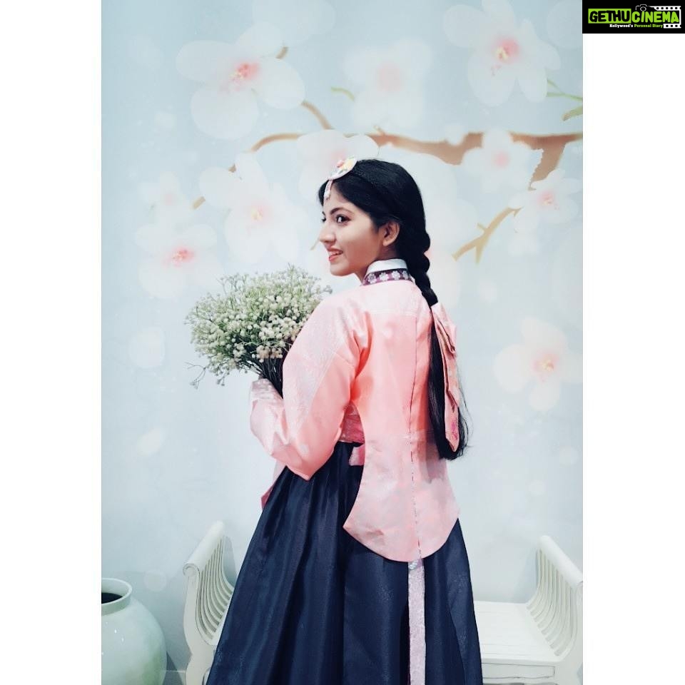 Anaswara Kumar Instagram - Wearing Hanbok #한복 - traditional Korean attire. 한복단 hanbokdan