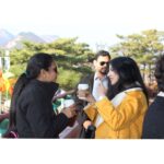 Anaswara Kumar Instagram - Animated conversations and a great view..#bugaksan #북악산 북악산로