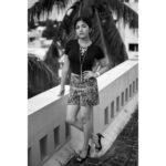 Anaswara Kumar Instagram - 📸 PC : @iamsadhi . . . . . . . . #photography #photoshoot  #naturallight #첸나이 #blackandwhitephotography #pose #slay #사진술 #사진촬영