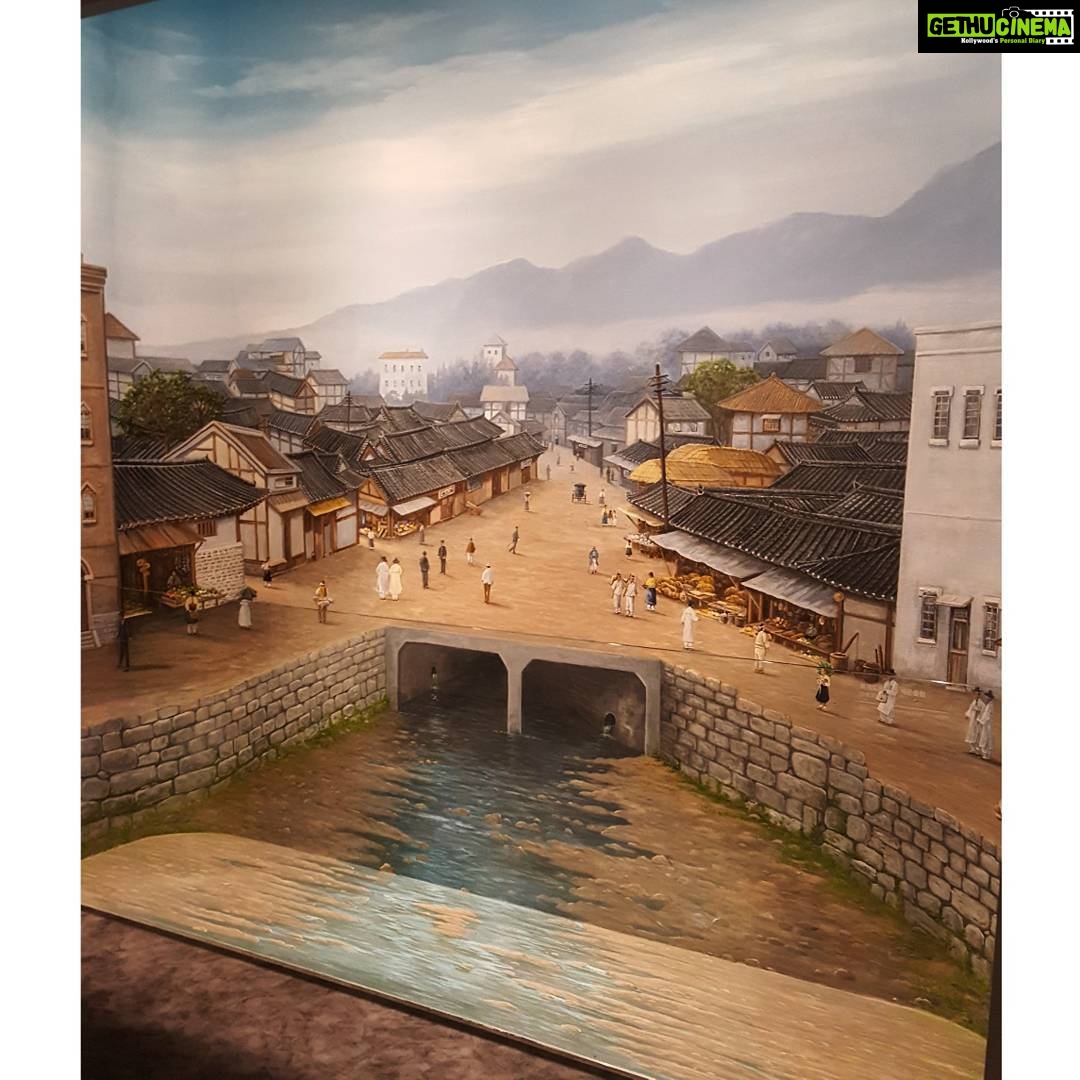 Anaswara Kumar Instagram - Visited the Cheonggyecheon Museum #청계천박물관 .. Learned about the history of Cheonggyecheon River and the role it has played in the development of Seoul and the amazing story of its restoration resulting in positive ecological changes.