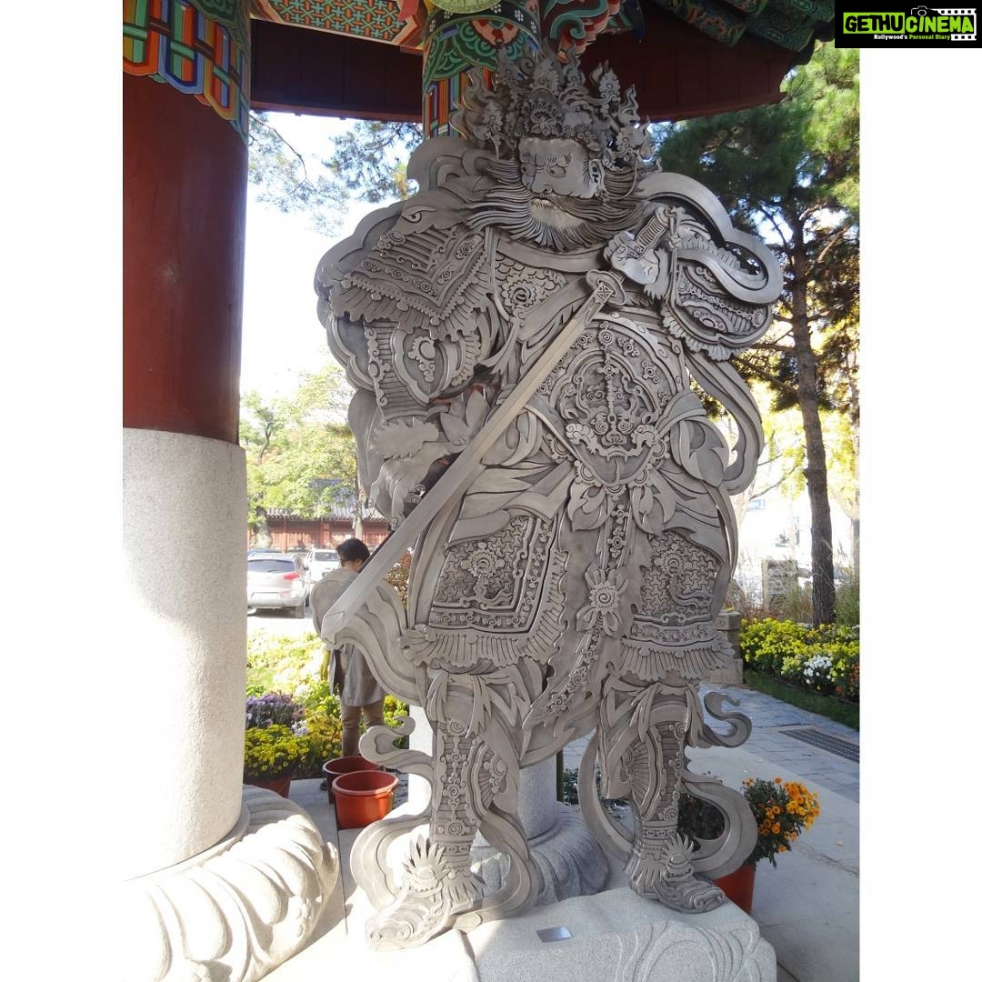 Anaswara Kumar Instagram - At #jogyesa #조계사