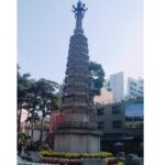Anaswara Kumar Instagram - What fills the eyes fills the heart. . . . . . . . . . #조계사 #사원 #jogyesa