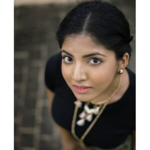 Anaswara Kumar Instagram - 📸PC : @iamsadhi . . . .
.
.
.
.
.
#photography #photoshoot #shadow #naturallight #첸나이 #lookintomyeyes