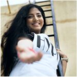 Anaswara Kumar Instagram - 🎶Let your soul shine bright like diamonds in the sky..So take my hand 🎶😊👸 #positivevibesonly 📸PC : @iamsadhi . . . . . #smile #photoshoot #photography #liveinthemoment #naturallight #첸나이 #사진촬영