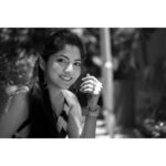Anaswara Kumar Instagram - PC : @iamsadhi . . . . . . . . #photography #photoshoot #monochromedress #smile #shadowlight #blacknwhite