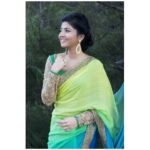 Anaswara Kumar Instagram - #neon #sareelove 😊👸 #saree #인도 #첸나이 #인도사리 #photoshoot
