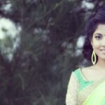 Anaswara Kumar Instagram - 🌹😊🦄 #greensaree #desiswag