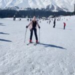 Andrea Jeremiah Instagram - Always a first time for everything ⛷☃️❄️🏔 #gulmarg #ski #getaway