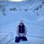 Andrea Jeremiah Instagram - Gulmarg you beauty 💕 until we meet again … #kashmir #gulmarg #travel #ski #getaway