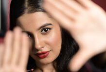 Angana Roy Instagram - (Don't) take my dinero! Photography: @sourav3934 Hair & Makeup: @anupdasmakeup Styling: @tamashreeroy #dinero #songs #mondayvibes #photoshoot #hellomagazine #dinerochallenge #rainymonday #portrait #portraitphotographer #pictorial #SeptemberToRemember #moodymonday #igweekly #weekdayvibes