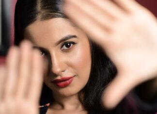 Angana Roy Instagram - (Don't) take my dinero! Photography: @sourav3934 Hair & Makeup: @anupdasmakeup Styling: @tamashreeroy #dinero #songs #mondayvibes #photoshoot #hellomagazine #dinerochallenge #rainymonday #portrait #portraitphotographer #pictorial #SeptemberToRemember #moodymonday #igweekly #weekdayvibes