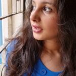 Angana Roy Instagram - Fête de la musique Here's one of my favourite songs. There's music for every mood and every soul. Happy World Music Day to you all.❤️ #worldmusicday #musicforall #bengalisong #vocalist #reelmusic #reelsvideo