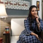 Angana Roy Instagram - I still know what you did last Summer. 📷@somnathsaha007 #summer #summerhair #igers #photooftheday #gingham #checks #igdaily #bts #coffeemug #lampshade #wallpaper #phone #portrait #frame #staysafe #stayhome #stayhealthy