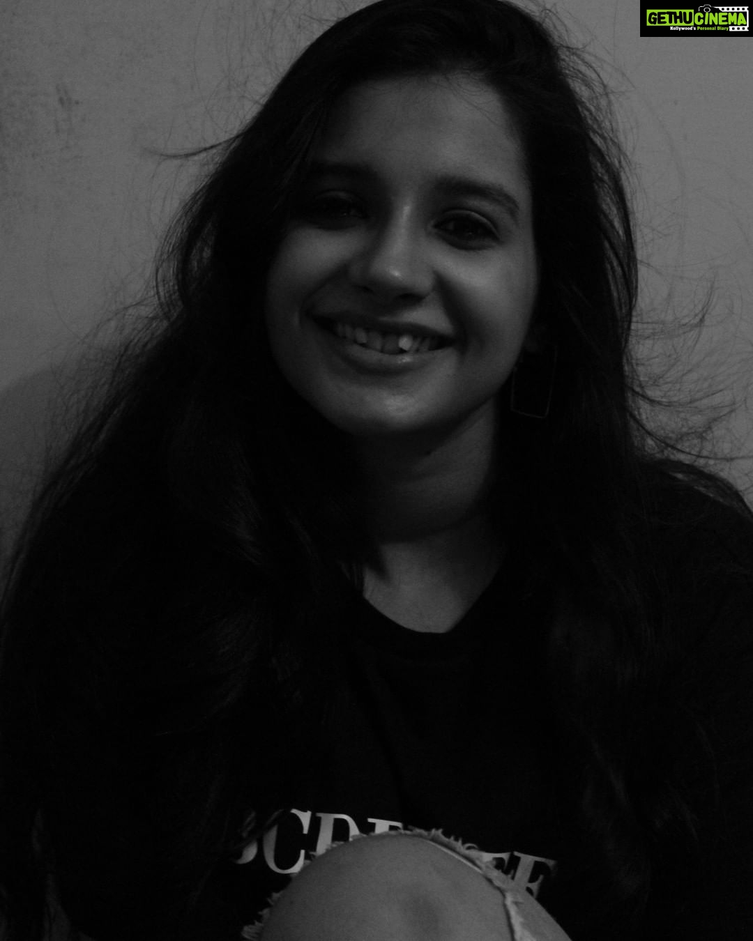 Angana Roy Instagram - Monochrome photo dump. 📸@____raj_soham____ #monochrome #monochromephotography #instadaily #tshirtquotes #igfashion #fridaypost #blackandwhitelove #photodump #abcdefoff #asansoldiaries #moodboard #monochromeportraits #fridays #weekendincoming #anganaroyy Asansol