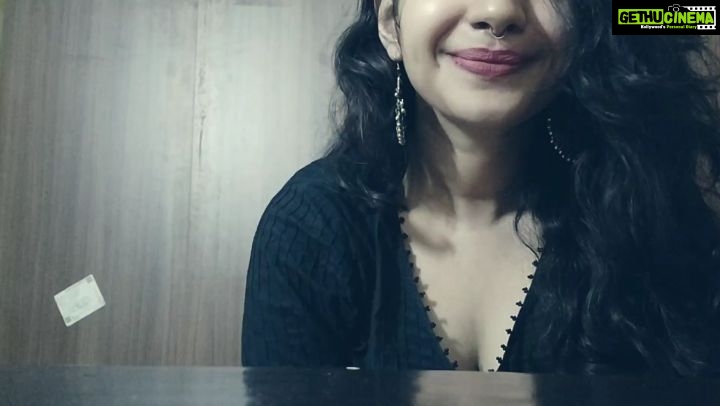 Angana Roy Instagram - Heard this song recently and really liked it. ✨ Song: Aajo Take Mone Pore by Taishi Nandi . . . . . . #bengali #song #cover #bangla #banglacover #snippet #mondaymood #mondaysong #songoftheday #music #musicislife #kolkatamusicscene #igmusic #igsong #worldofmusic #musicforthesoul #soulmusic #outofpractice #musica #musiccover #firsttime