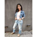 Angana Roy Instagram - Love the outfit. Ignore the background. Throwback to pujo #ootd #f21xme